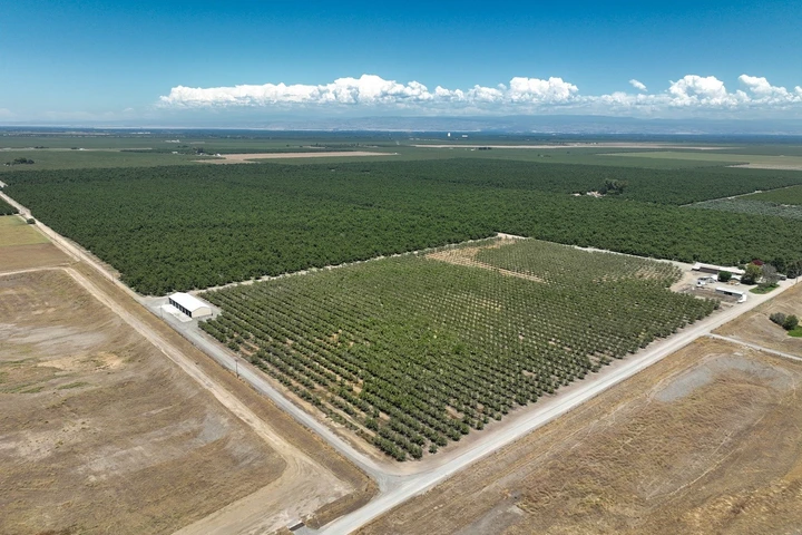 Nearby Listing Image