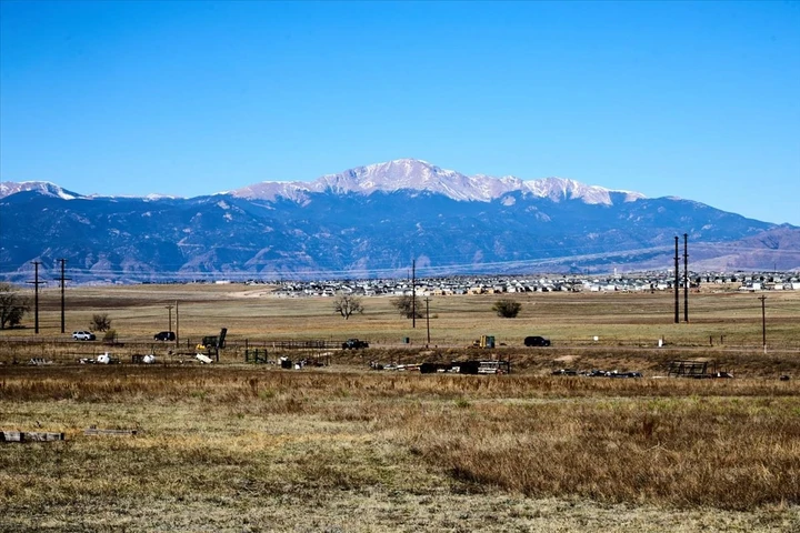 Nearby Listing Image