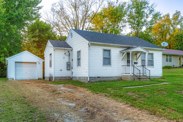 Nearby Listing Image