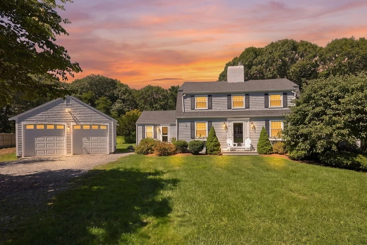 Nearby Listing Image