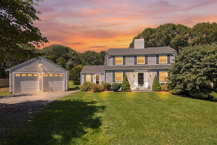 Nearby Listing Image