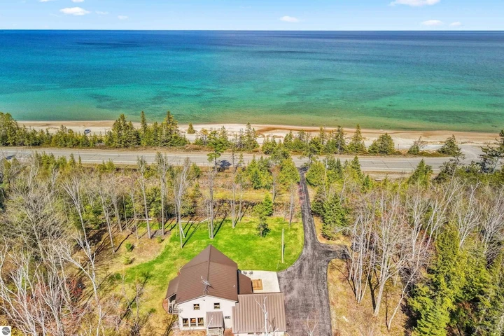 Nearby Listing Image
