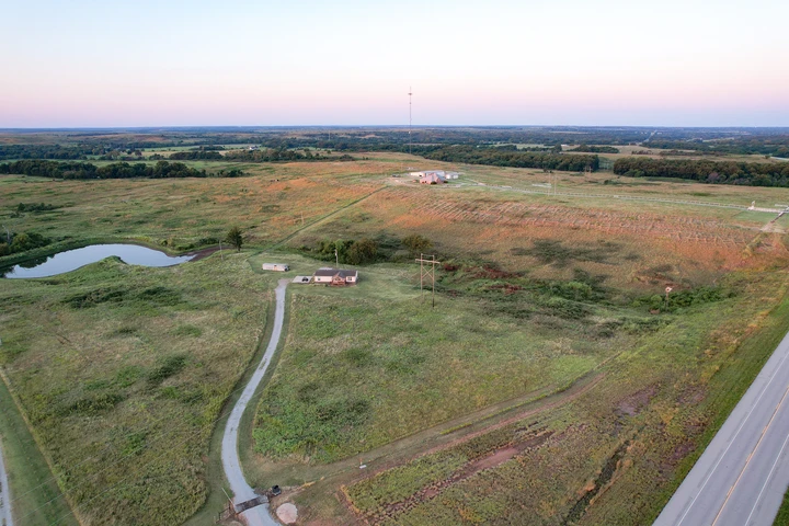 Nearby Listing Image