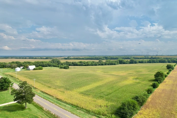 Nearby Listing Image