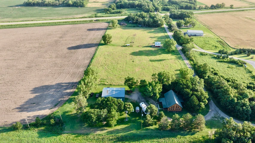 Nearby Listing Image