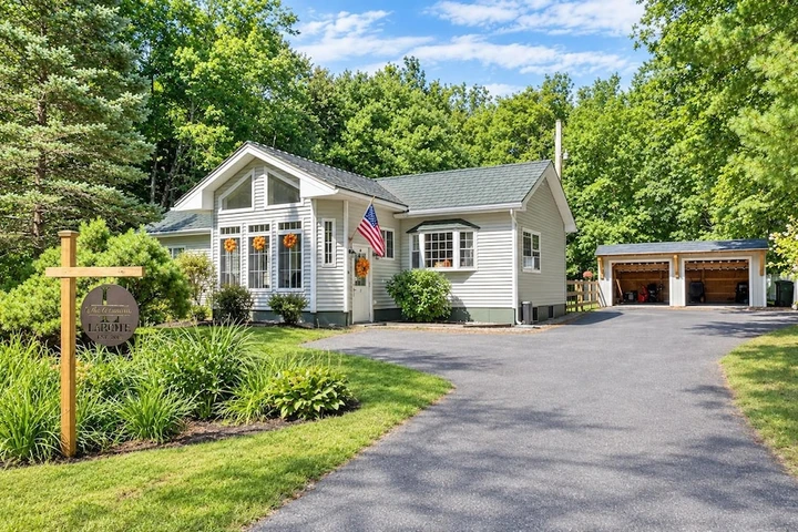 Nearby Listing Image