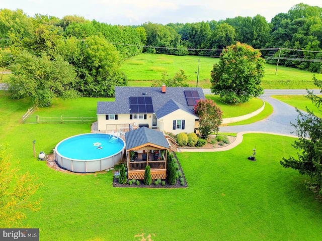Nearby Listing Image
