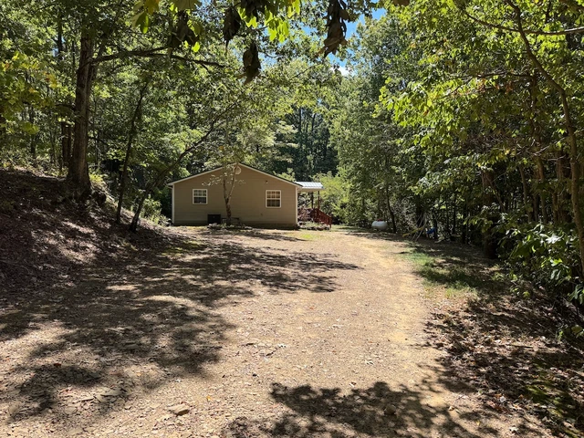 Nearby Listing Image