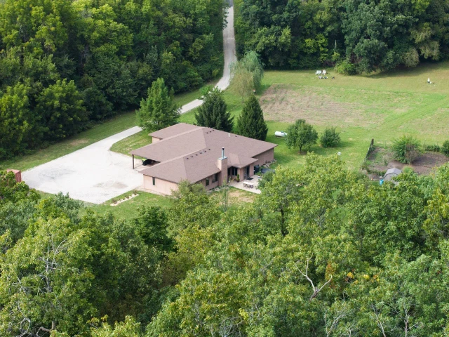Nearby Listing Image