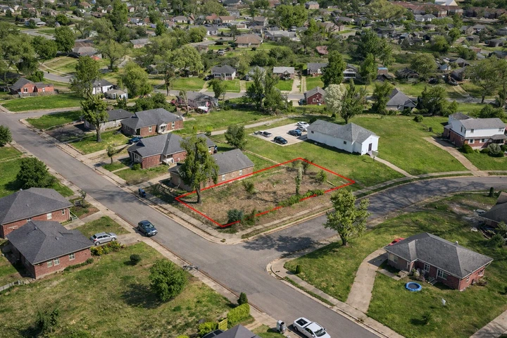 Nearby Listing Image