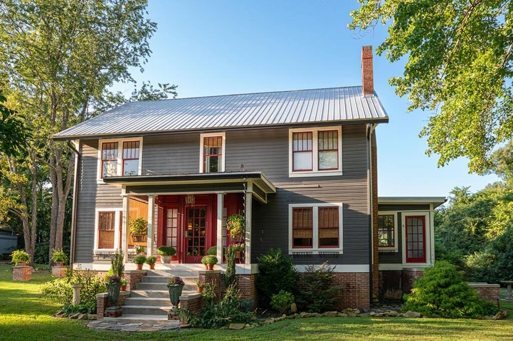 Nearby Listing Image