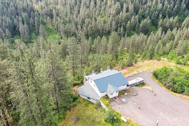 Nearby Listing Image