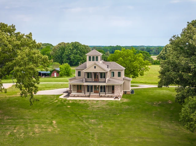 Nearby Listing Image