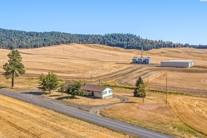 Nearby Listing Image