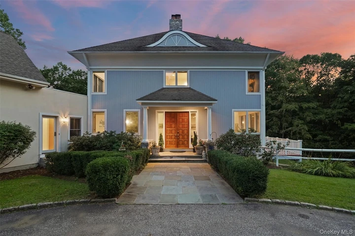 Nearby Listing Image