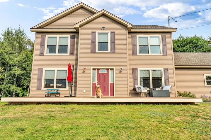 Main Listing Image