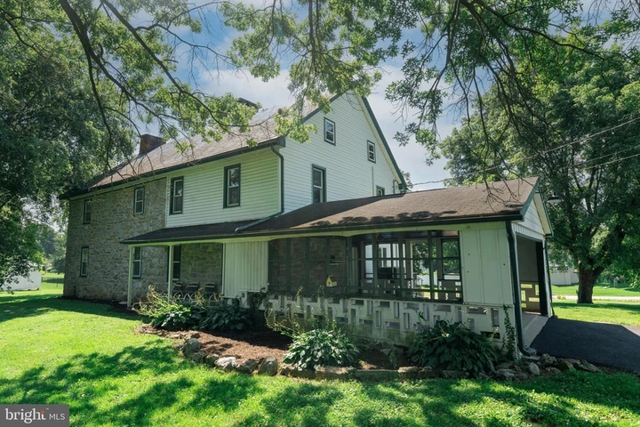 Main Listing Image
