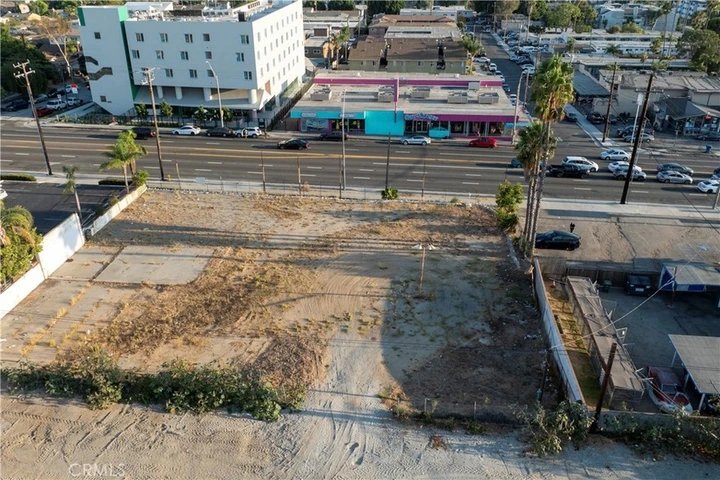 Main Listing Image