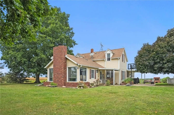 Main Listing Image