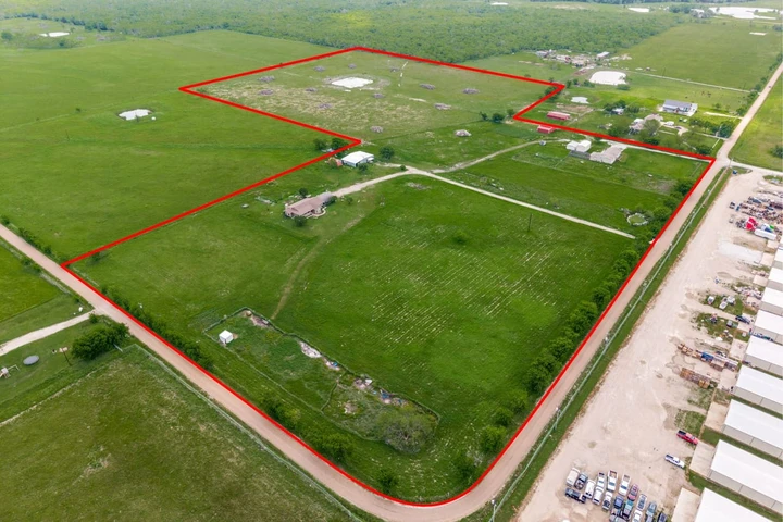 Main Listing Image