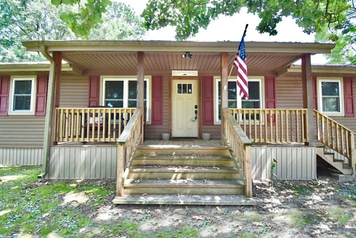 Main Listing Image