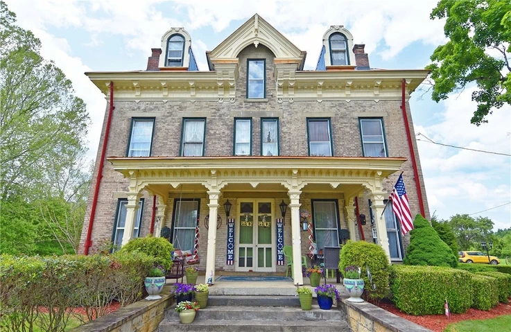Main Listing Image