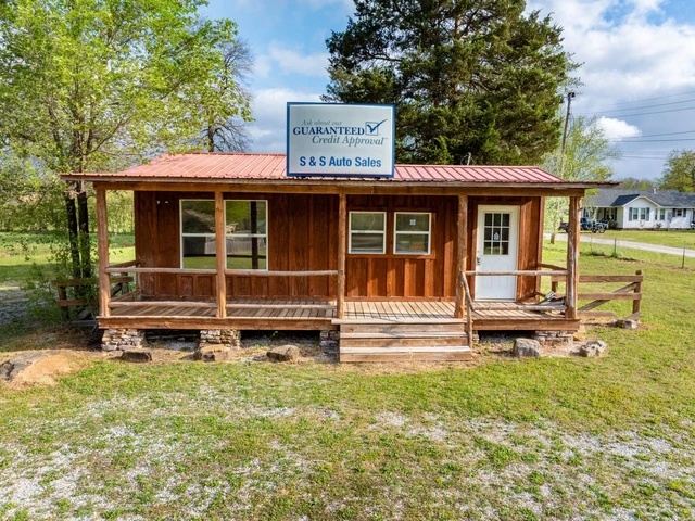 Main Listing Image