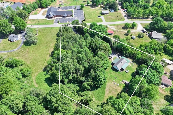 Main Listing Image