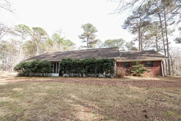 Main Listing Image