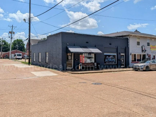 Main Listing Image