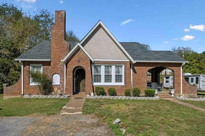 Main Listing Image