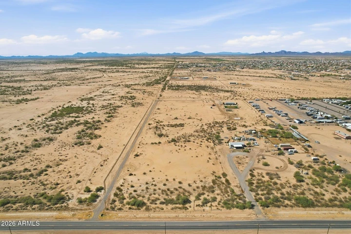 Main Listing Image