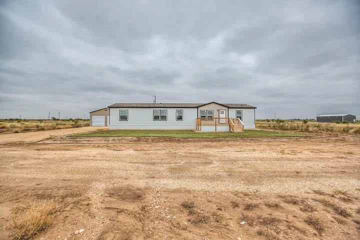 Main Listing Image