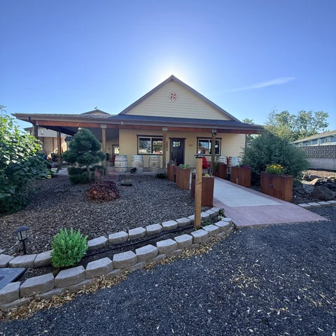 Main Listing Image