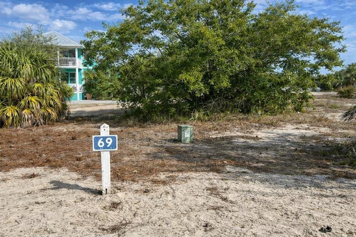 Main Listing Image