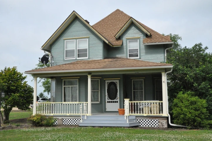 Main Listing Image