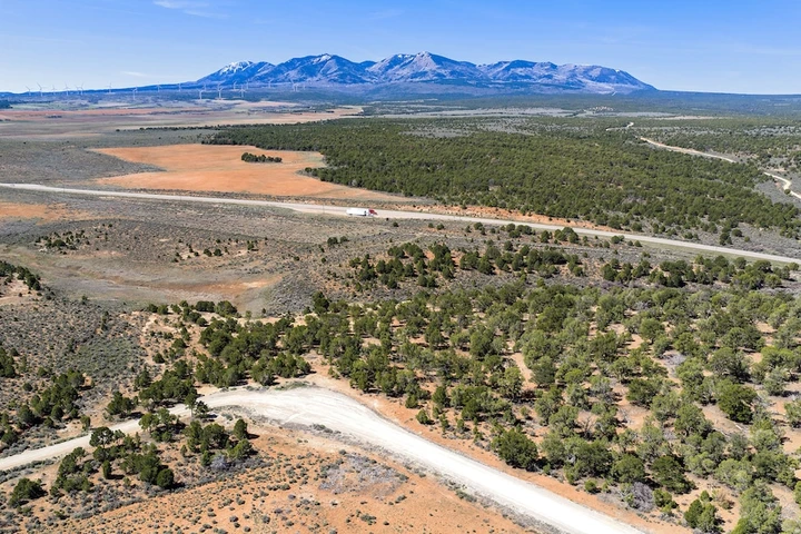 Main Listing Image