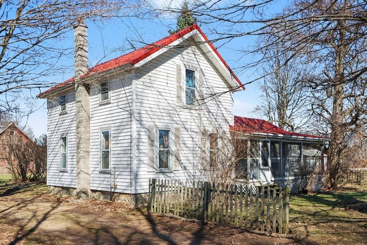 Main Listing Image