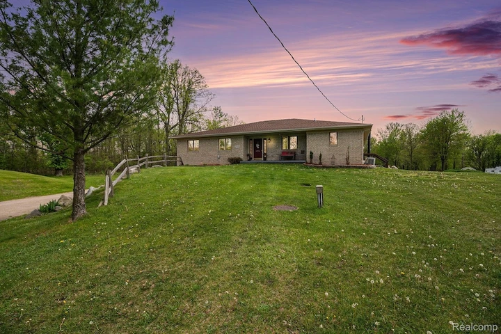 Main Listing Image
