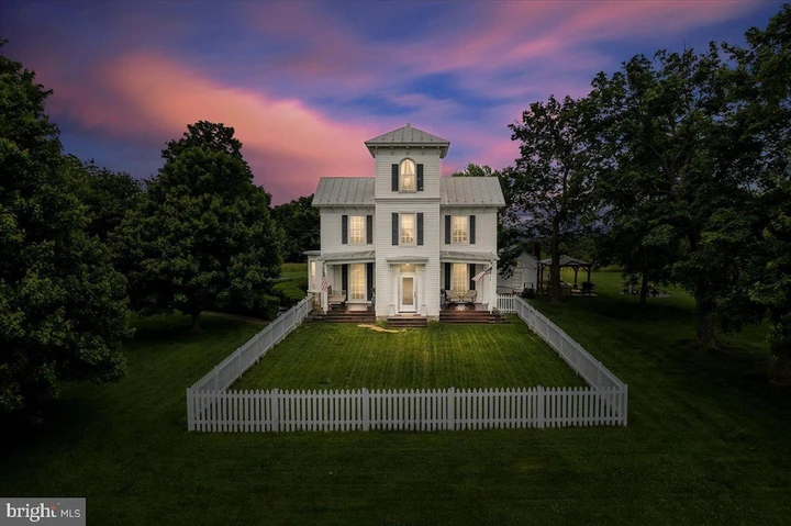 Main Listing Image