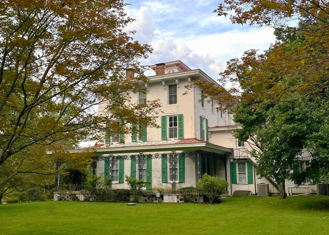 Main Listing Image