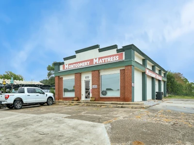 Main Listing Image