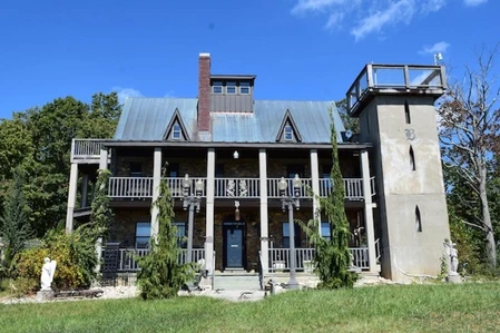 Main Listing Image