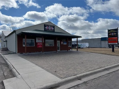 Main Listing Image