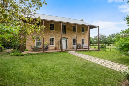 Main Listing Image