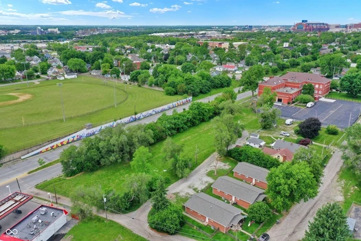 Main Listing Image