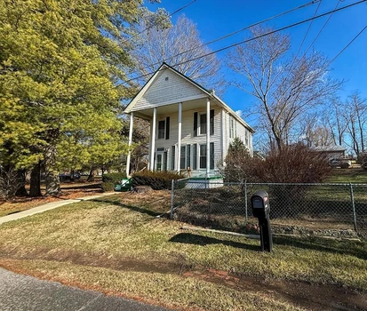 Main Listing Image