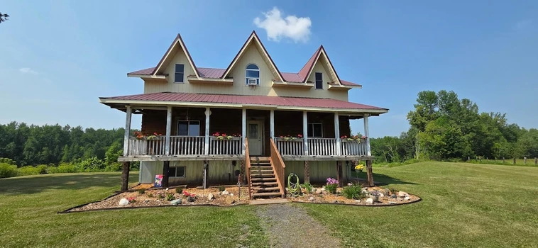 Main Listing Image
