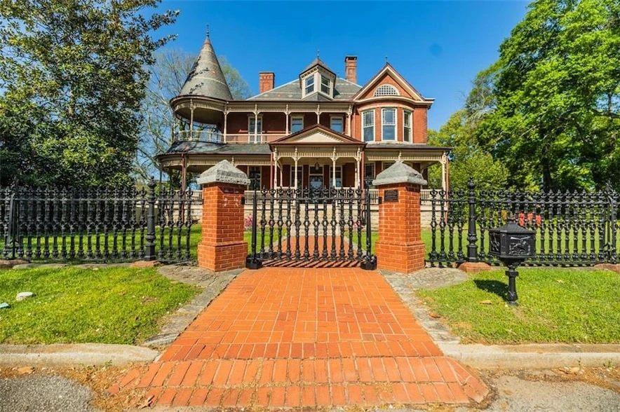 Main Listing Image