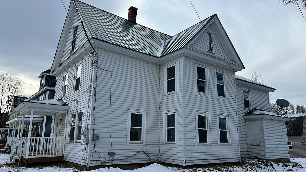 Main Listing Image